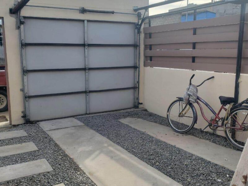 Casa en Col. Lomitas