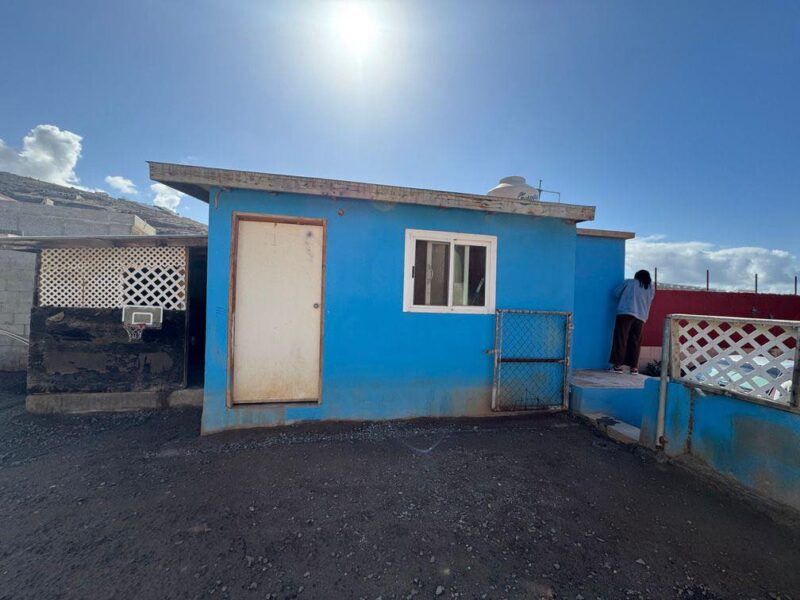 Terreno con construcción